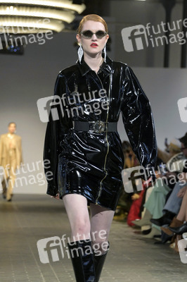 Marcel Ostertag Fashion Show auf der Berlin Fashion Week A/W 2023