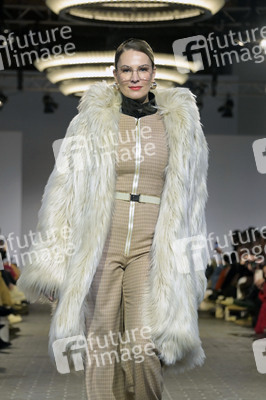 Marcel Ostertag Fashion Show auf der Berlin Fashion Week A/W 2023
