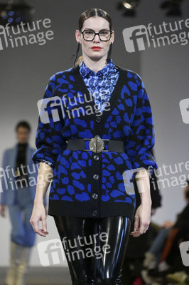 Marcel Ostertag Fashion Show auf der Berlin Fashion Week A/W 2023