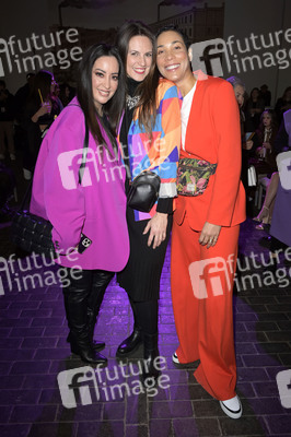 Rebekka Ruetz Fashion Show auf der Berlin Fashion Week A/W 2023