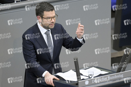 79. Sitzung des Deutschen Bundestages in Berlin