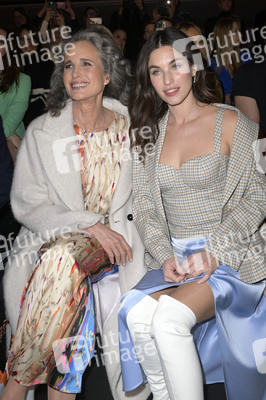 Marc Cain Fashion Show auf der Berlin Fashion Week A/W 2023