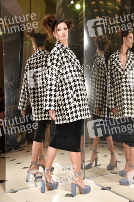 Anja Gockel Fashion Show auf der Berlin Fashion Week A/W 2023