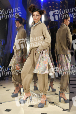 Anja Gockel Fashion Show auf der Berlin Fashion Week A/W 2023