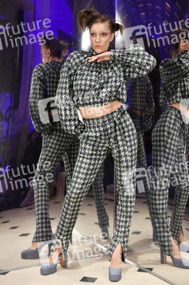 Anja Gockel Fashion Show auf der Berlin Fashion Week A/W 2023