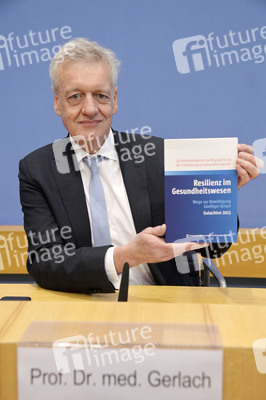 Bundespressekonferenz Wege zur Stärkung der Resilienz des deutschen Gesundheitssystems in Berlin