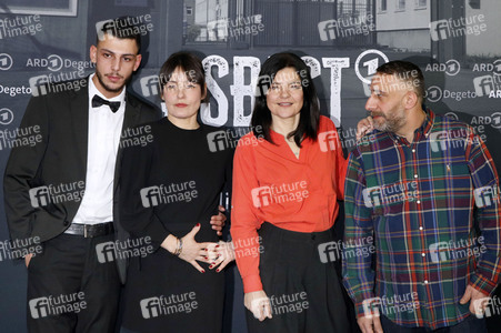 Seienpremiere 'Asbest' in Berlin