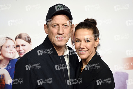 Filmpremiere 'Caveman' in München
