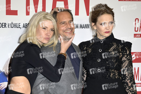 Filmpremiere 'Caveman' in Berlin