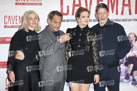 Filmpremiere 'Caveman' in Berlin