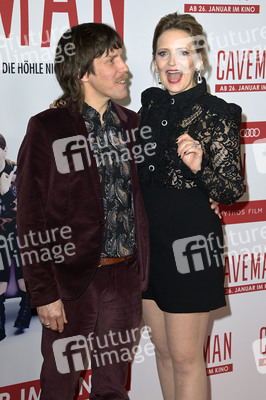 Filmpremiere 'Caveman' in Berlin