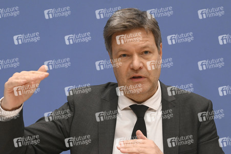 Bundespressekonferenz Vorstellung des Jahreswirtschaftsberichts 2023 in Berlin