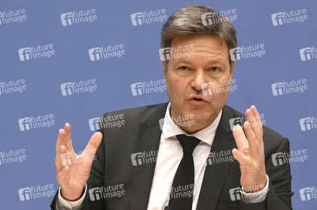 Bundespressekonferenz Vorstellung des Jahreswirtschaftsberichts 2023 in Berlin