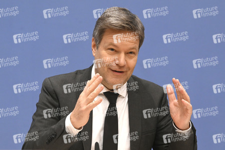 Bundespressekonferenz Vorstellung des Jahreswirtschaftsberichts 2023 in Berlin