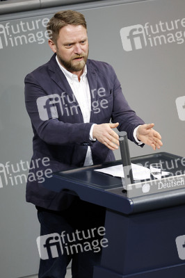 82. Sitzung des Deutschen Bundestages in Berlin