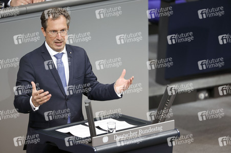 82. Sitzung des Deutschen Bundestages in Berlin