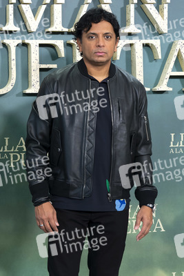 Photocall 'Knock at the Cabin' in Madrid