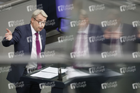 83. Sitzung des Deutschen Bundestages in Berlin