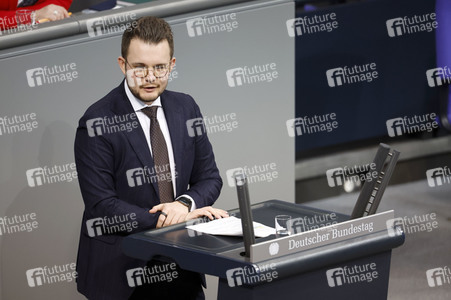 83. Sitzung des Deutschen Bundestages in Berlin
