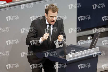 83. Sitzung des Deutschen Bundestages in Berlin