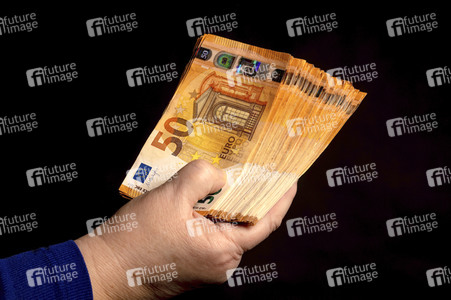 Symbolfoto Barzahlung