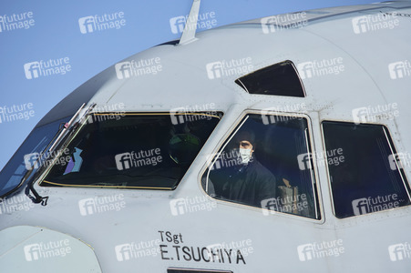 Jens Stoltenberg besucht die Iruma Air Base in Sayama