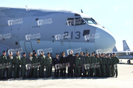 Jens Stoltenberg besucht die Iruma Air Base in Sayama