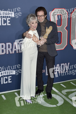 Filmpremiere '80 for Brady' in Los Angeles