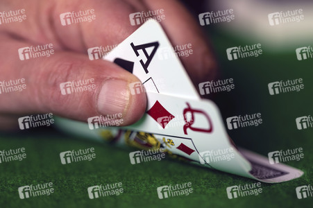 Symbolfoto Kartenspiel