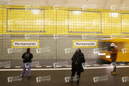 Symbolfoto U-Bahn