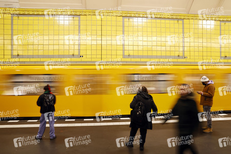 Symbolfoto U-Bahn
