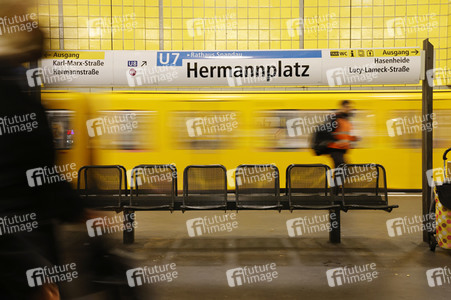 Symbolfoto U-Bahn