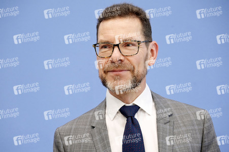 Bundespressekonferenz Vorstellung der Forderungen der Metall- und Elektro-Industrie in Berlin
