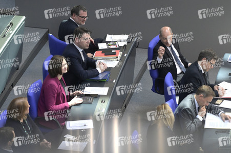 84. Sitzung des Deutschen Bundestages in Berlin