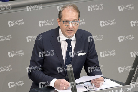 84. Sitzung des Deutschen Bundestages in Berlin