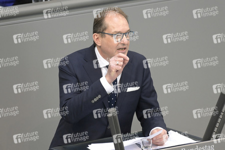 84. Sitzung des Deutschen Bundestages in Berlin