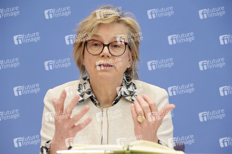 Bundespressekonferenz 100 Tage ExpertInnen-Kommission Gas- und Wärme in Berlin
