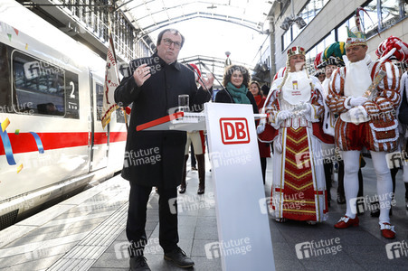 Taufe des ersten ICE 3neo in Köln