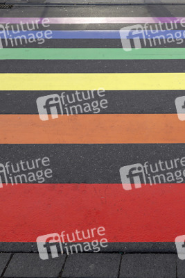 Regenbogen-Zebrastreifen für Bonn