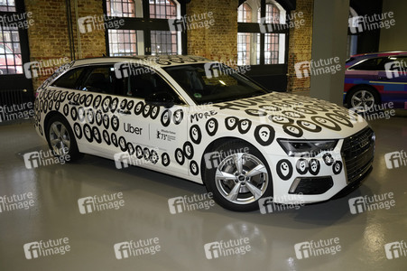 Kunstaktion von Uber zur Berlinale 2023 in Berlin