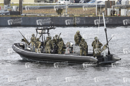 Antrittsbesuch von Boris Pistorius auf dem Marinestützpunkt Eckernförde