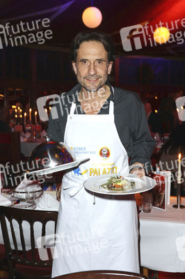 Charity Night in Cornelia Polettos Palazzo in Hamburg