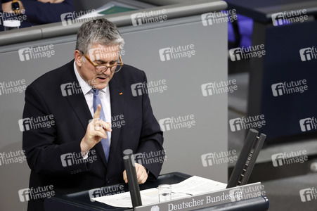 87. Sitzung des Deutschen Bundestages in Berlin