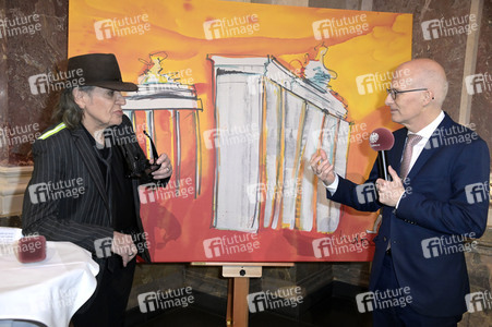 Ausstellungseröffnung in Anwesenheit von Udo Lindenberg im Bundesrat in Berlin