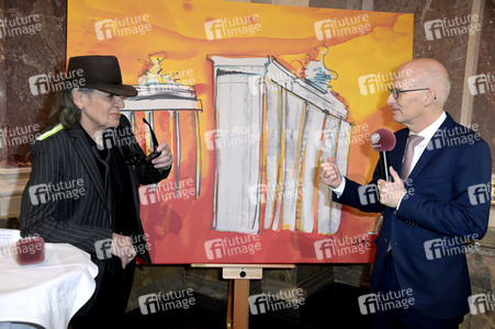 Ausstellungseröffnung in Anwesenheit von Udo Lindenberg im Bundesrat in Berlin
