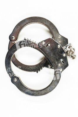 Symbolfoto Handschellen