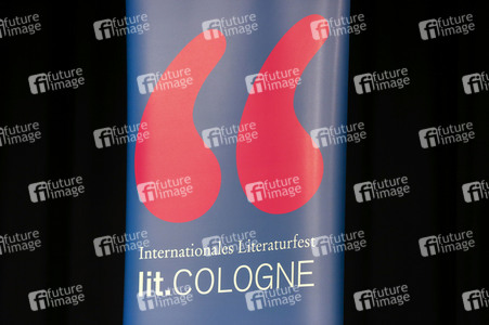 Annette Frier und Michael Kessler auf der lit.Cologne 2023 in Köln