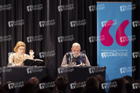 Annette Frier und Dietmar Bär auf der lit.Cologne 2023 in Köln