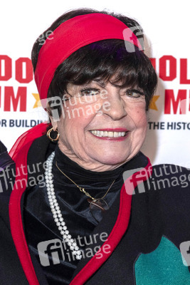 Enthüllung von Mary Pickfords Kleid im Hollywood Museum in Los Angeles