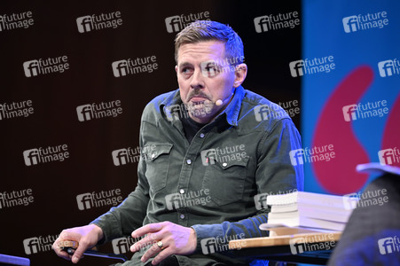 Klaas Heufer-Umlauf auf der lit.Cologne 2023 in Köln